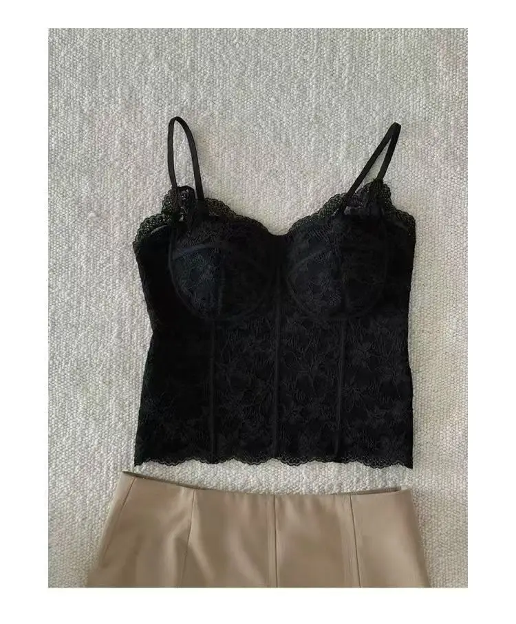 French-Style 6100 Regular Tank Top with Built-In Bra and Chest Pads, Integrated Beautiful Back Design, Slim-Fit Camisole Top — feature 2