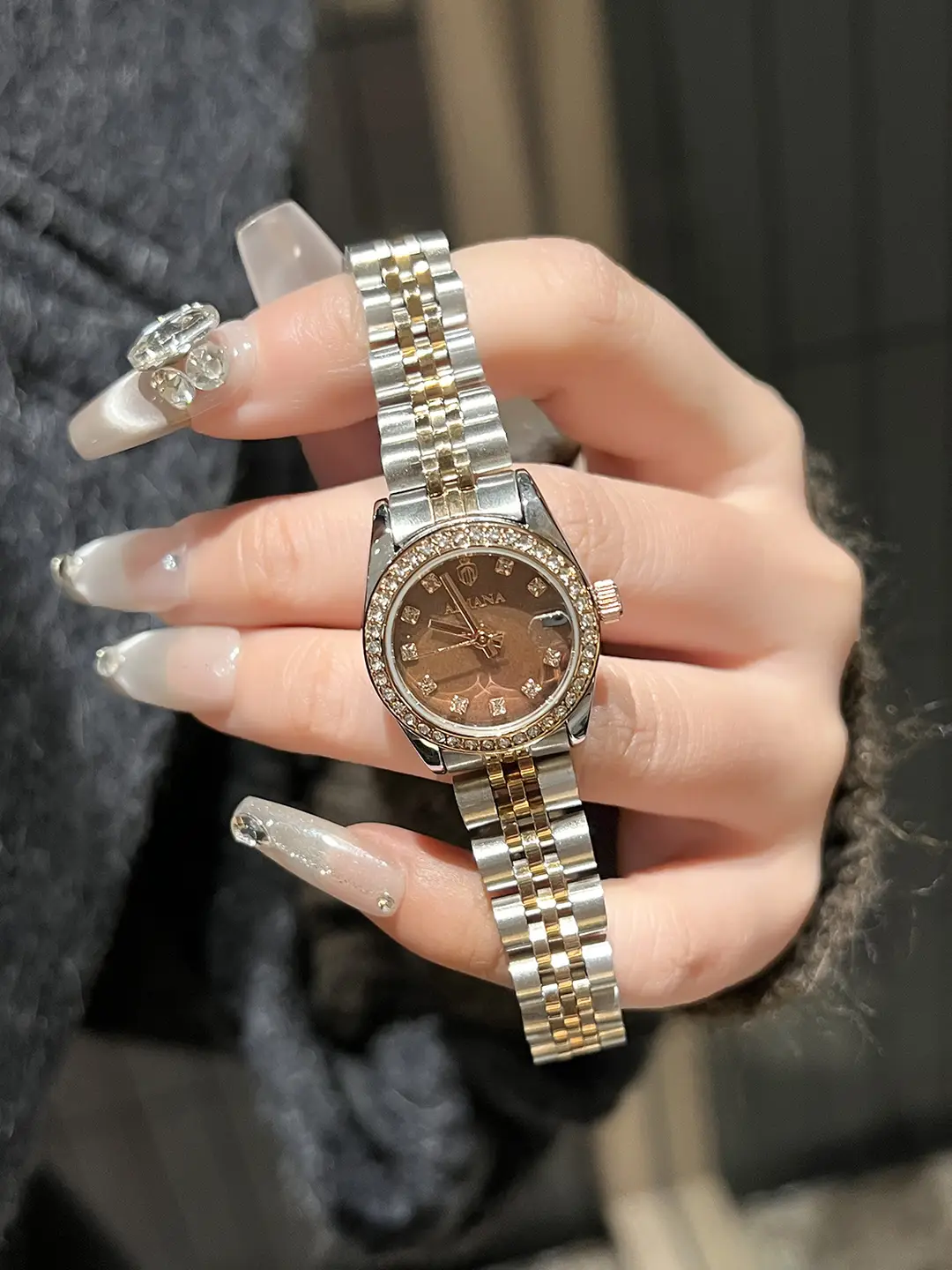 Aimana Brand Small Dial Watch for Women, Waterproof Zircon Quartz Watch, Niche Luxury Waterproof Solid Stainless Steel Women's Watch