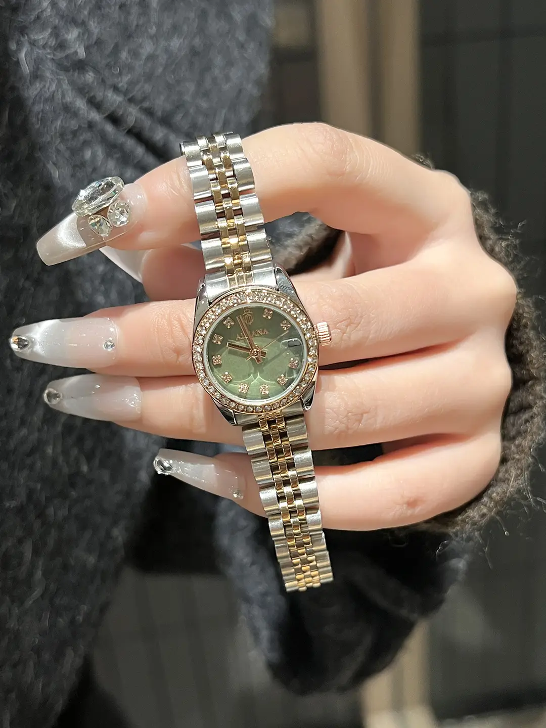Aimana Brand Small Dial Watch for Women, Waterproof Zircon Quartz Watch, Niche Luxury Waterproof Solid Stainless Steel Women's Watch
