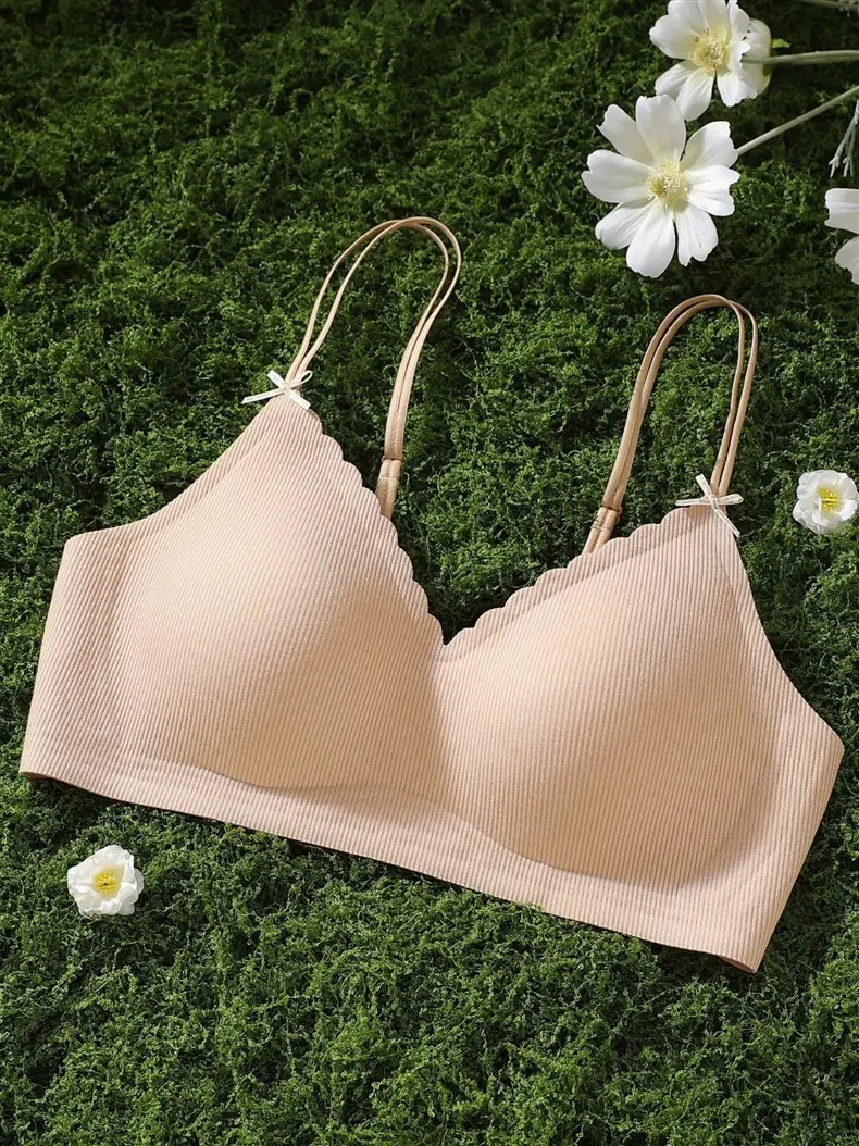 High-End Vertical Striped Underwear for Women, Soft and Comfortable, Lightweight, High-Quality, Wire-Free Bra That Makes Large Busts Appear Smaller — feature 19