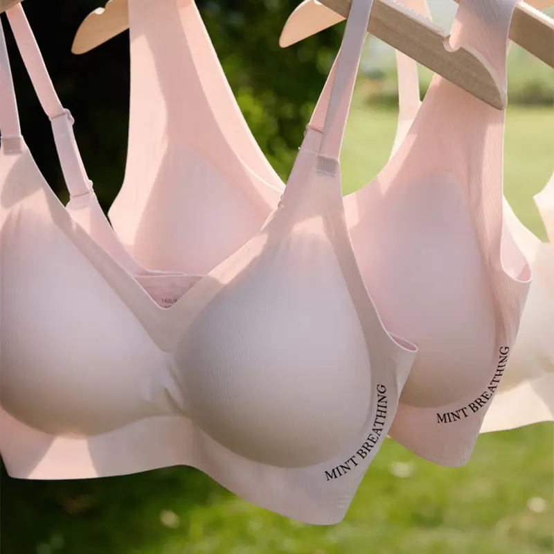 Women's Lingerie for Small Busts, Gathers and Supports Side Breasts, Prevents Sagging, Seamless, Wireless, Thin, Summer Cool Feel, Beautiful Back, Comfortable Bra