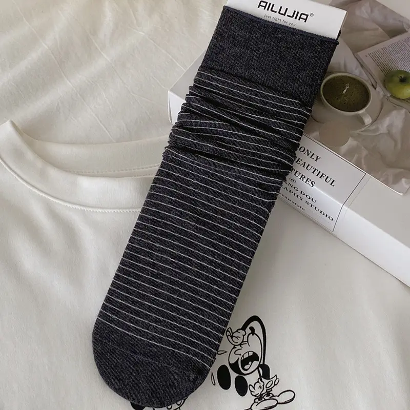 Vintage Striped Socks for Women, Spring and Summer Japanese Style Casual Mid-Calf Maternity Socks, Same Style as on Xiaohongshu, Seamless Cotton Slouch Socks