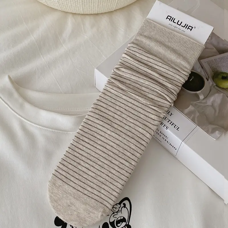 Vintage Striped Socks for Women, Spring and Summer Japanese Style Casual Mid-Calf Maternity Socks, Same Style as on Xiaohongshu, Seamless Cotton Slouch Socks