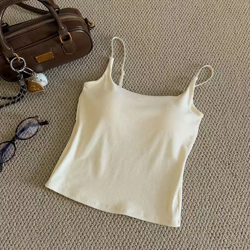 702 # Hot Girl's Simple Solid Color Camisole with Chest Pads, Beautiful Back Design, Versatile Base Layer, Slim Fit, Pure Cotton Top — feature 9