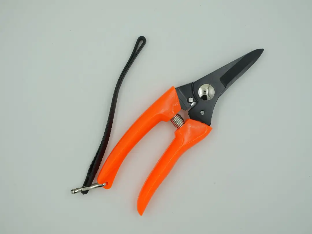 Best-Selling Stainless Steel Sheep Hoof Scissors and Gardening Shears in Southeast Asia. Wholesale Garden Tools, Branch Cutters, Pruning Shears