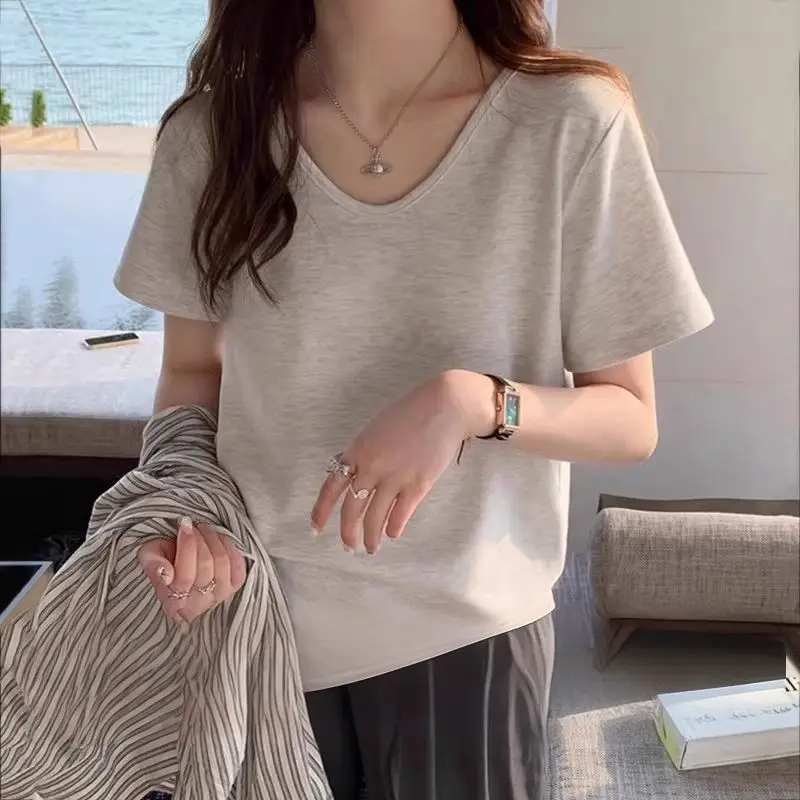 Plus-Size Casual Short-Sleeve Loose T-Shirt for Women, 2026 New Summer V-Neck T-Shirt for Curvy Women, Conceals Body Shape and Makes You Look Slimmer — feature 10