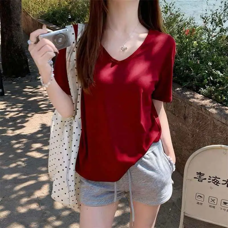 Plus-Size Casual Short-Sleeve Loose T-Shirt for Women, 2026 New Summer V-Neck T-Shirt for Curvy Women, Conceals Body Shape and Makes You Look Slimmer — feature 9