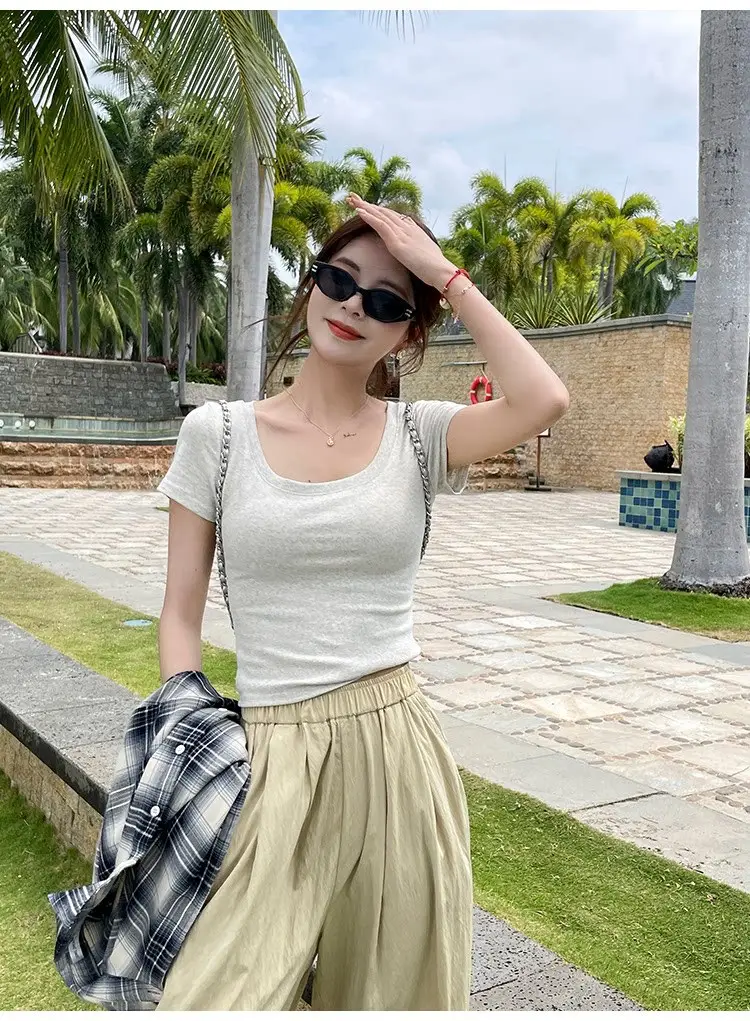 Pure Cotton U-Neck Short-Sleeve T-Shirt for Women, Summer Sweet and Spicy Dopamine Style, Slim Fit Low Round Neck, Clavicle-Exposing Short Top — feature 28