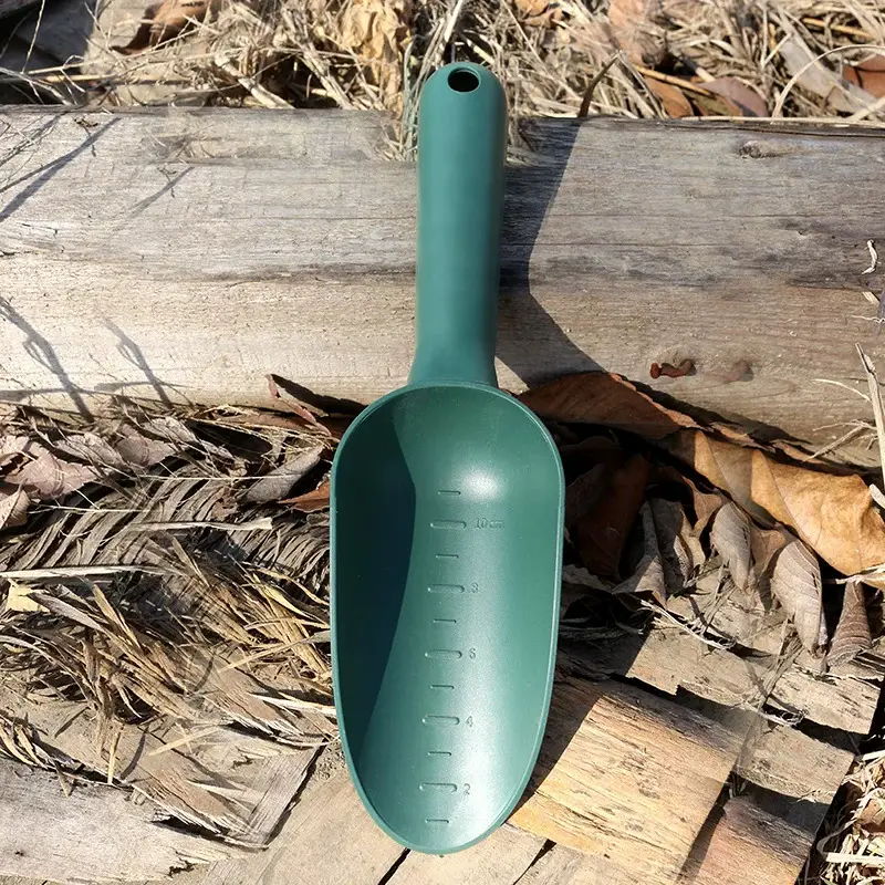 Kindergarten Thickened Plastic Gardening Shovel for Planting Vegetables, Digging Soil, and Cultivating Succulents; Home Use Soil Loosening Tool for Balcony Flower Planting