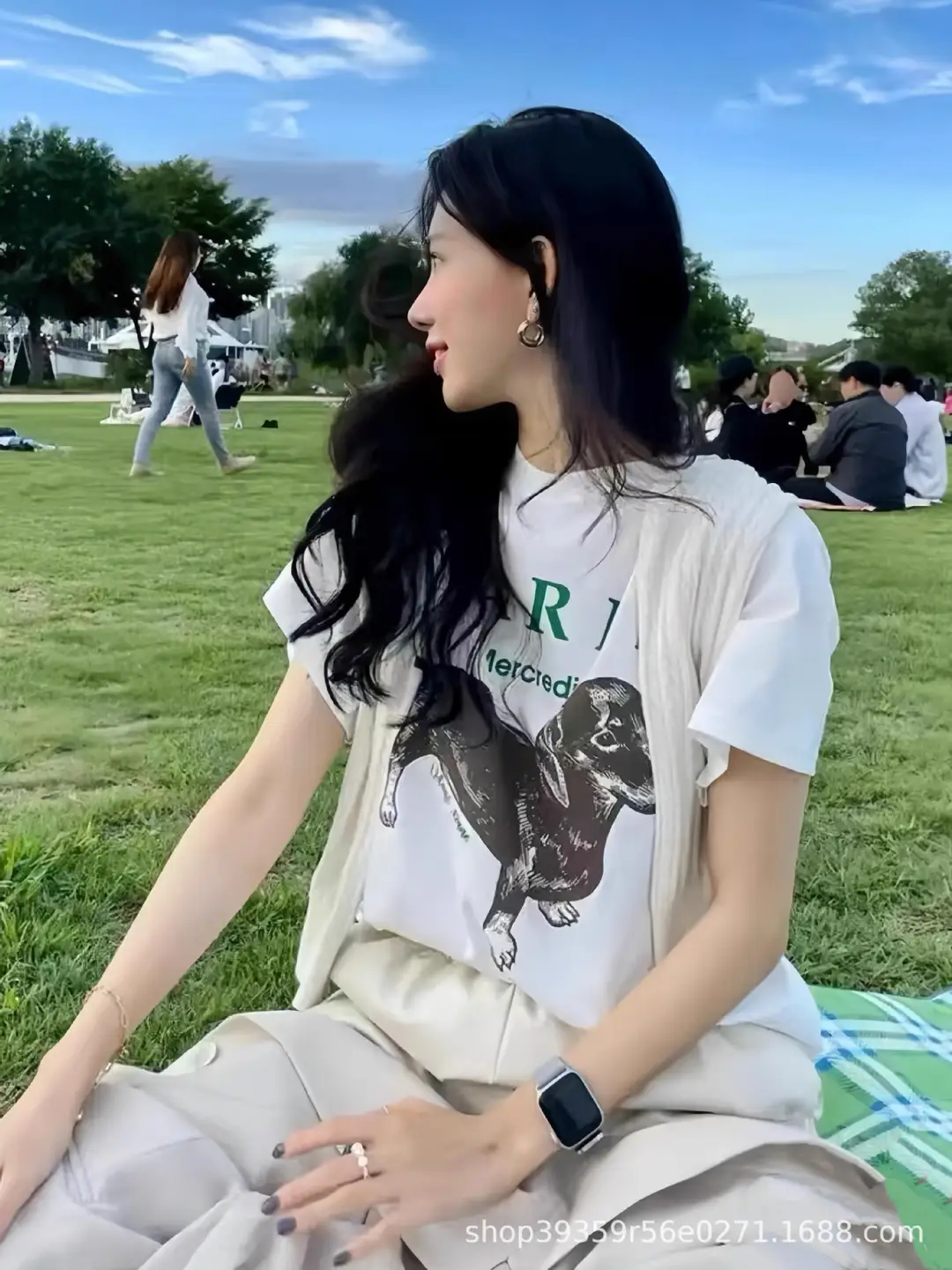 Korean Version In-Stock Mardi Short-Sleeve T-Shirt with Daisy and Dachshund Print, Same Style as Kim Go-Eun, Loose Fit Versatile Top for Women — feature 9