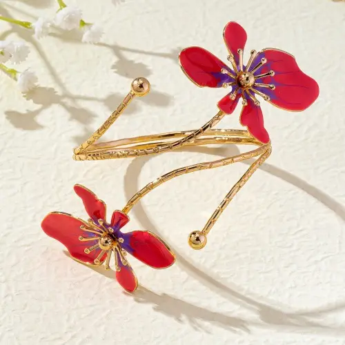 European and American Cross-Border Elegant and Simple Design, Fresh and Sweet Gold Enamel Craftsmanship Flower-Shaped Open Bracelet