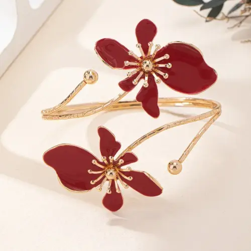 European and American Cross-Border Elegant and Simple Design, Fresh and Sweet Gold Enamel Craftsmanship Flower-Shaped Open Bracelet