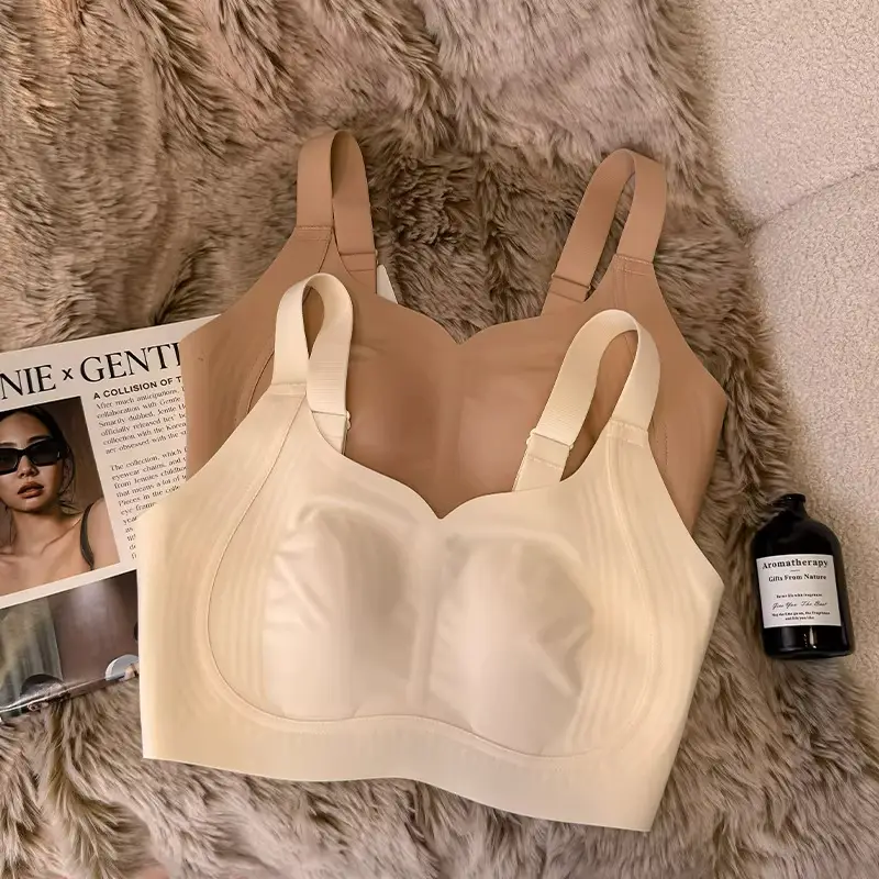 Ultra-Thin Seamless Invisible Foundation Liquid Rabbit Ear Cup Bra for Women with Large Busts, Minimizing Side Breasts, Anti-Sagging, Full Cup Bra