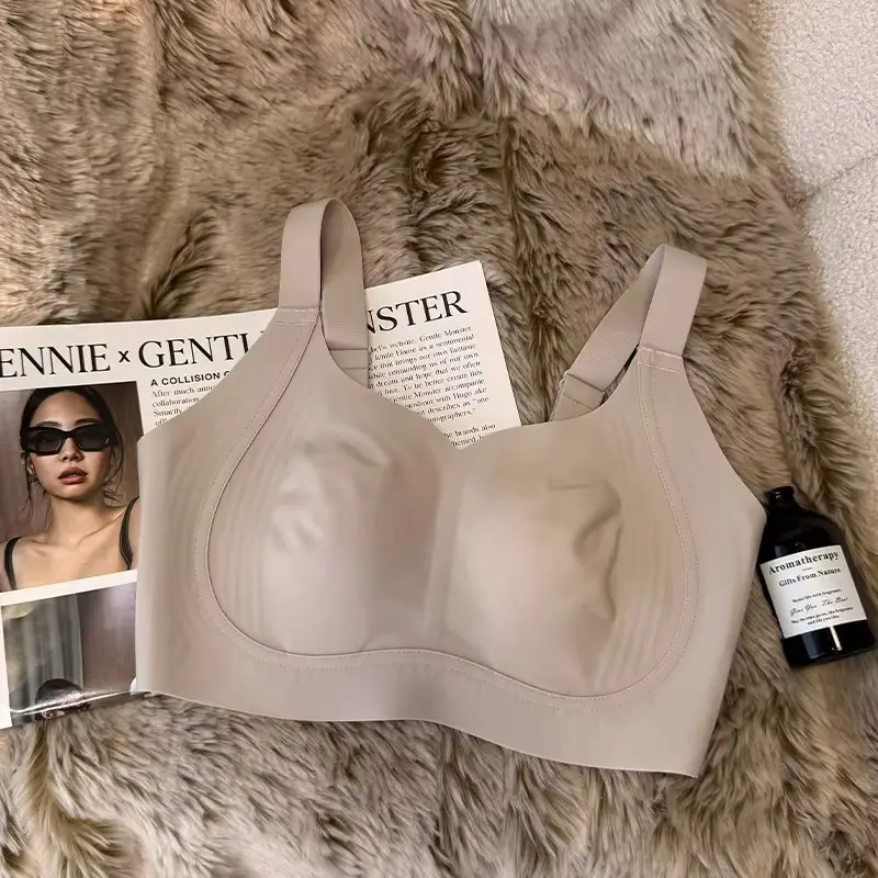 Ultra-Thin Seamless Invisible Foundation Liquid Rabbit Ear Cup Bra for Women with Large Busts, Minimizing Side Breasts, Anti-Sagging, Full Cup Bra