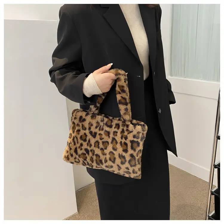 Cross-Border Bags Fashion Furry Handbags 2026 Foreign Trade Versatile Stylish Plush Women's Bags Trendy Cute Ladies' Bags — feature 15
