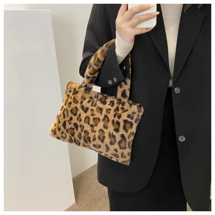 Cross-Border Bags Fashion Furry Handbags 2026 Foreign Trade Versatile Stylish Plush Women's Bags Trendy Cute Ladies' Bags — feature 19