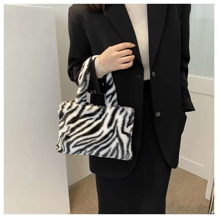Cross-Border Bags Fashion Furry Handbags 2026 Foreign Trade Versatile Stylish Plush Women's Bags Trendy Cute Ladies' Bags — feature 24