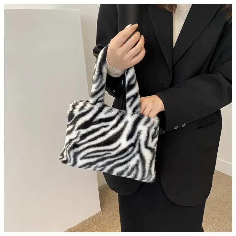 Cross-Border Bags Fashion Furry Handbags 2026 Foreign Trade Versatile Stylish Plush Women's Bags Trendy Cute Ladies' Bags — feature 25