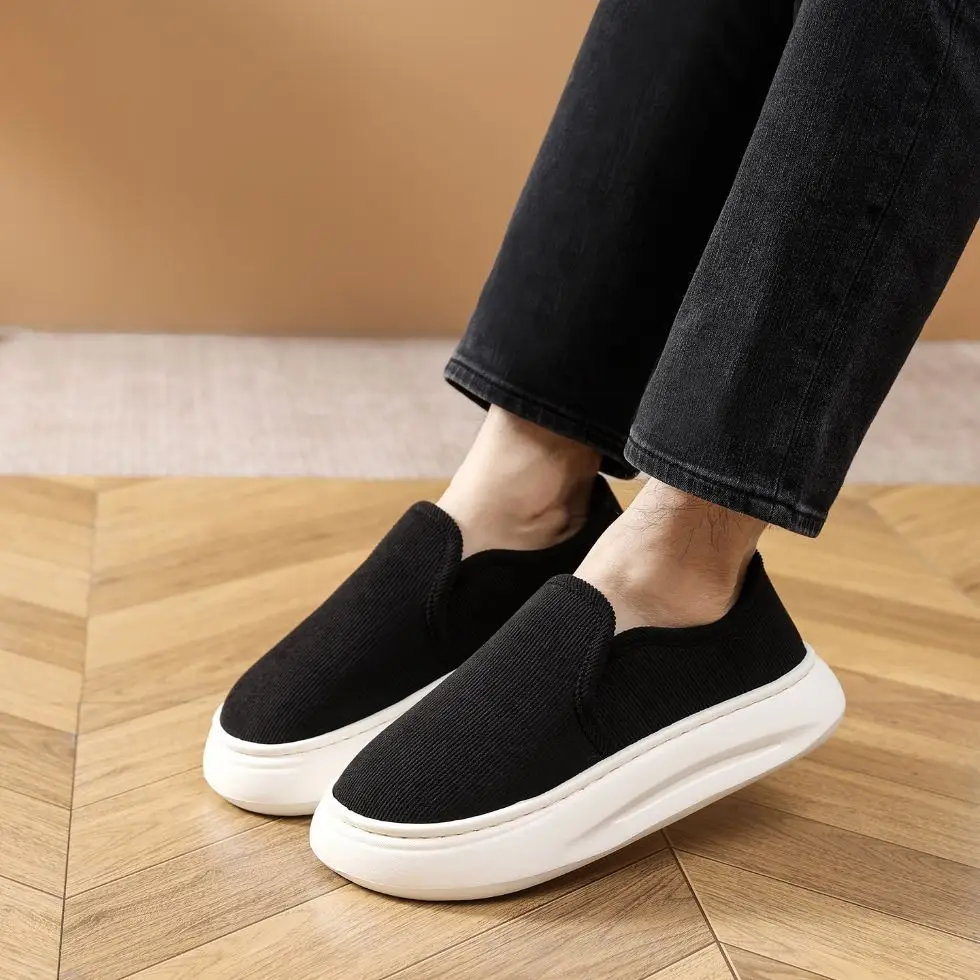 Casual Style Thick-Soled Cloth Shoes for Men and Women, Breathable Slip-On Black Lazy Shoes, Comfortable, Non-Slip, Sweat-Absorbent, Hemp-Soled, Spring and Autumn Style