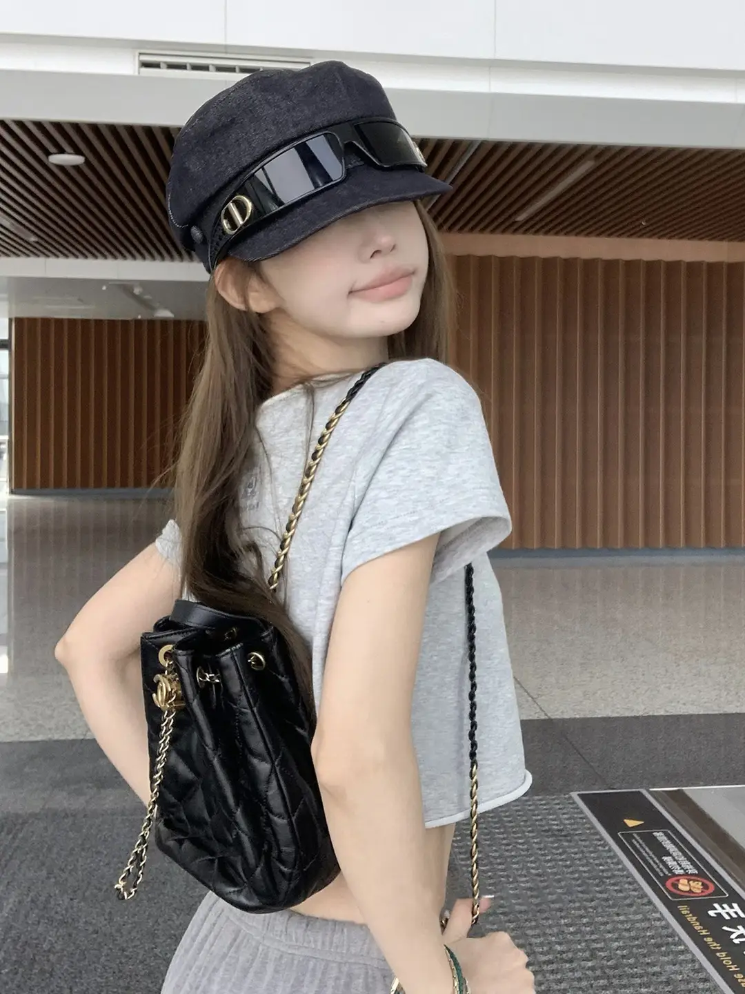 Short Hemmed T-Shirt for Women, Summer Simple Basic Style, Round Neck, Regular Shoulder, Short Sleeves, Slim-Fit Casual Top - Image 5