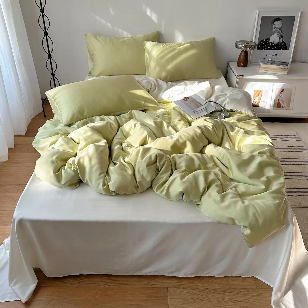 2026 New Ice Silk Four-Piece Set, Skin-Friendly and Comfortable, Suitable for Home Bedroom and Student Dormitory, Bed Sheet and Duvet Cover, Machine Washable