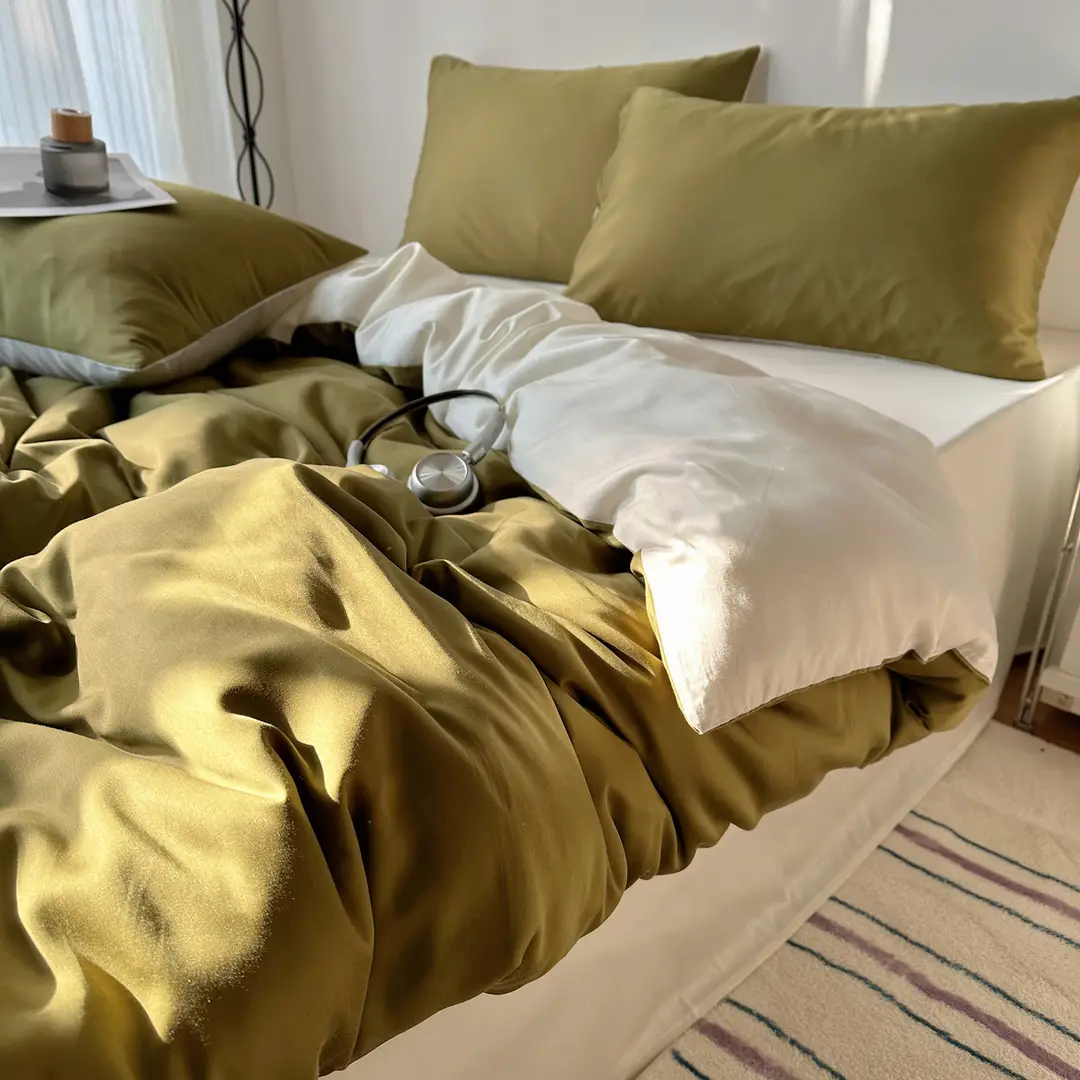 2026 New Ice Silk Four-Piece Set, Skin-Friendly and Comfortable, Suitable for Home Bedroom and Student Dormitory, Bed Sheet and Duvet Cover, Machine Washable