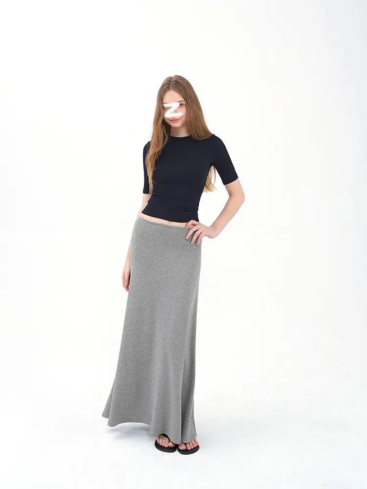 Women's Slim-Fit Round Neck Mid-Sleeve T-Shirt, Flattering and Versatile, Solid Color, Simple Design, Spring/Summer 2026 — feature 6