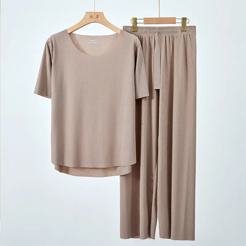Plus-Size Summer Ice Silk Pajamas Two-Piece Short-Sleeve Set for Women, New Style Loungewear, Casual Loose Wide-Leg Pants Sleepwear