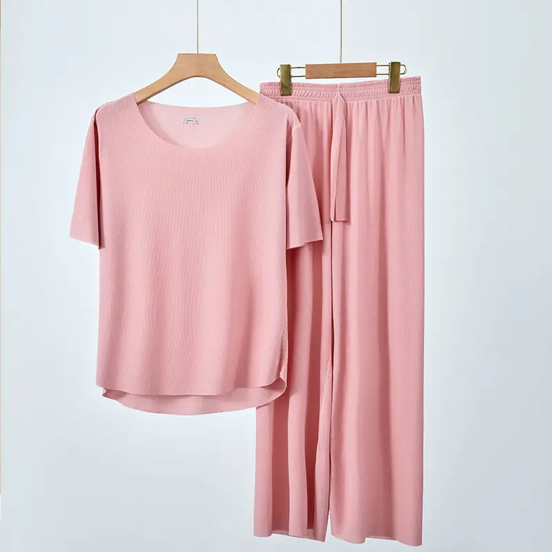 Plus-Size Summer Ice Silk Pajamas Two-Piece Short-Sleeve Set for Women, New Style Loungewear, Casual Loose Wide-Leg Pants Sleepwear