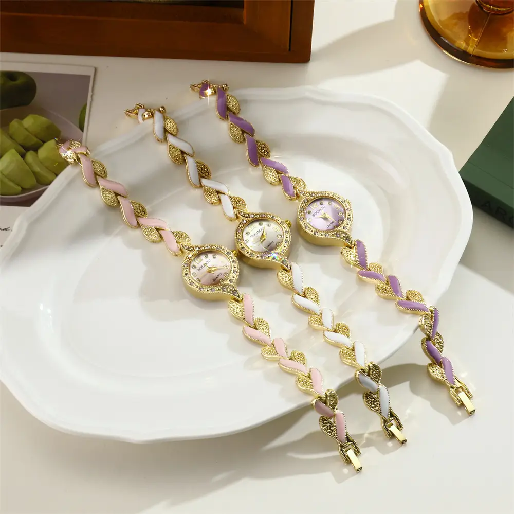 Cross-Border Popular Diamond-Encrusted Women's Watch, Student High-End Fashion Quartz Watch, Creative Steel Band Bracelet Watch Wholesale