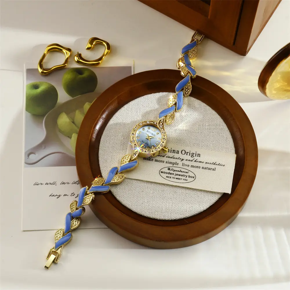 Cross-Border Popular Diamond-Encrusted Women's Watch, Student High-End Fashion Quartz Watch, Creative Steel Band Bracelet Watch Wholesale