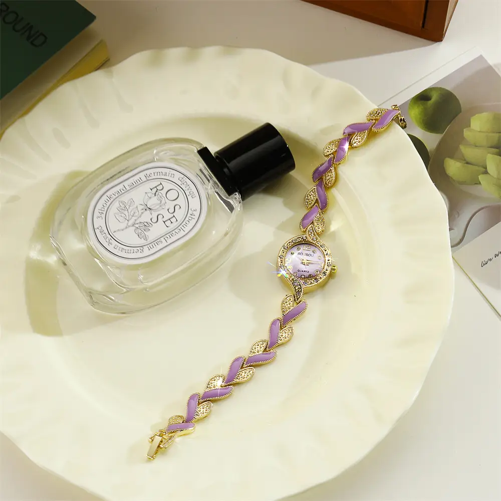 Cross-Border Popular Diamond-Encrusted Women's Watch, Student High-End Fashion Quartz Watch, Creative Steel Band Bracelet Watch Wholesale — feature 9