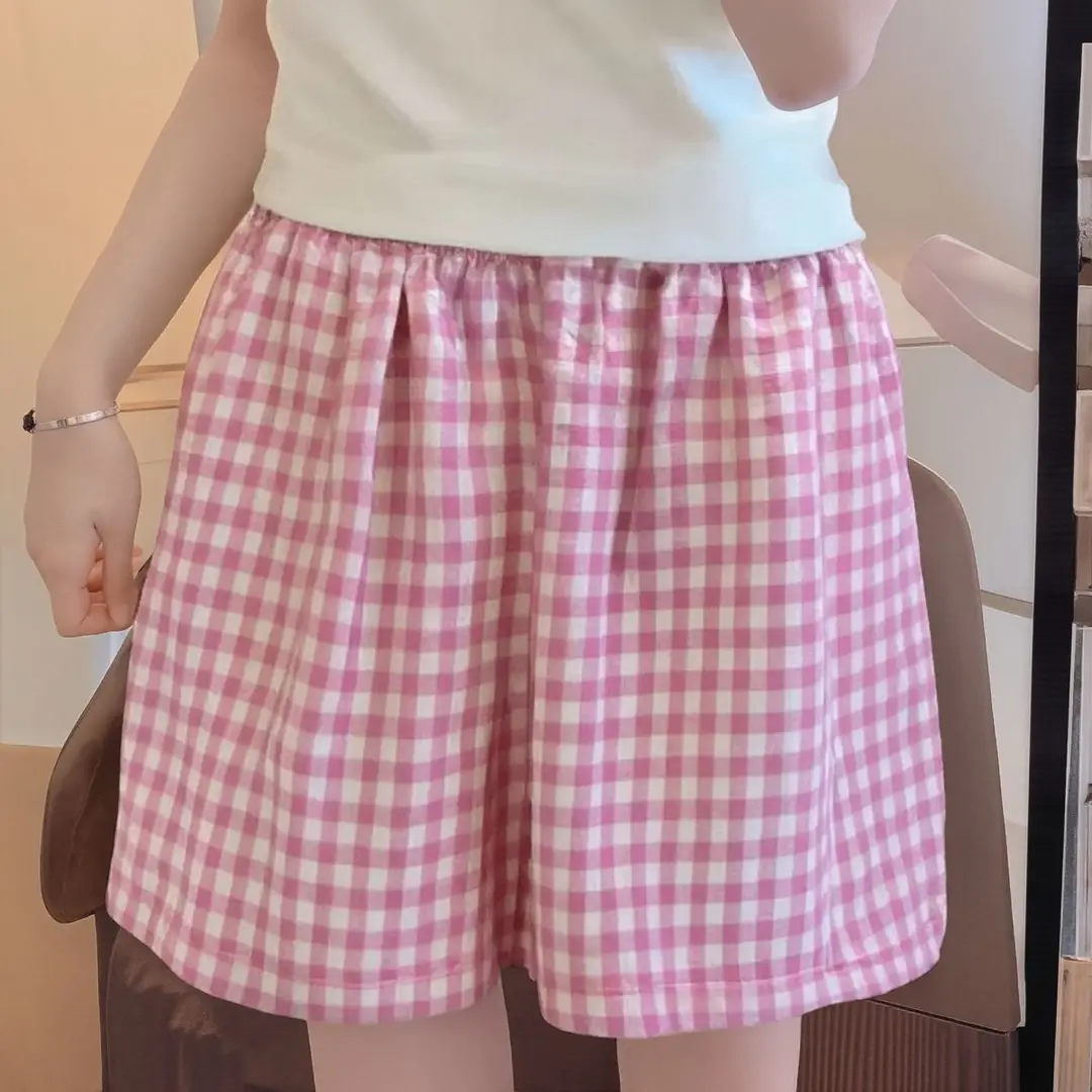 2026 New Large Size Thin Pajama Shorts Wide-Leg Slimming Plaid Summer Loose Casual Home Casual Pants for Women — feature 6