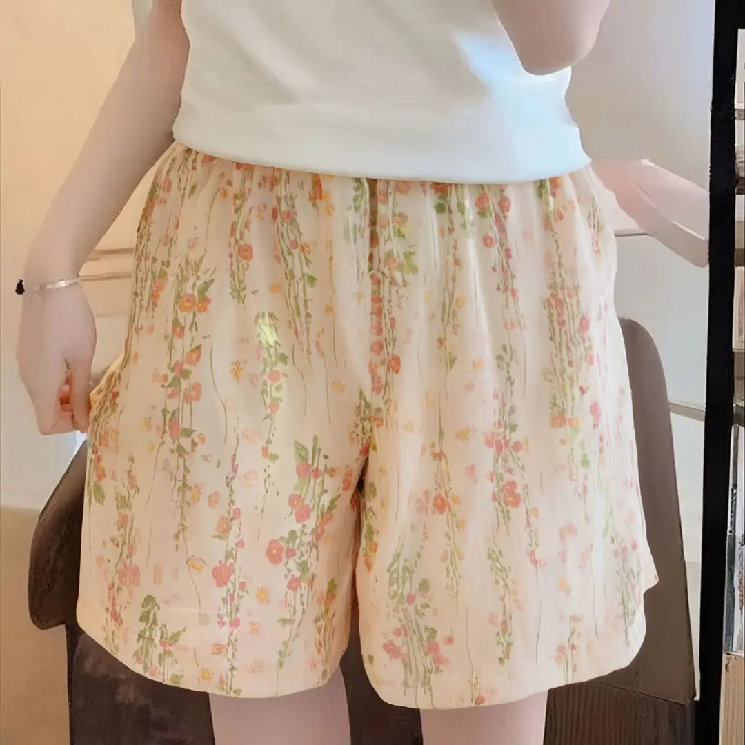 2026 New Large Size Thin Pajama Shorts Wide-Leg Slimming Plaid Summer Loose Casual Home Casual Pants for Women