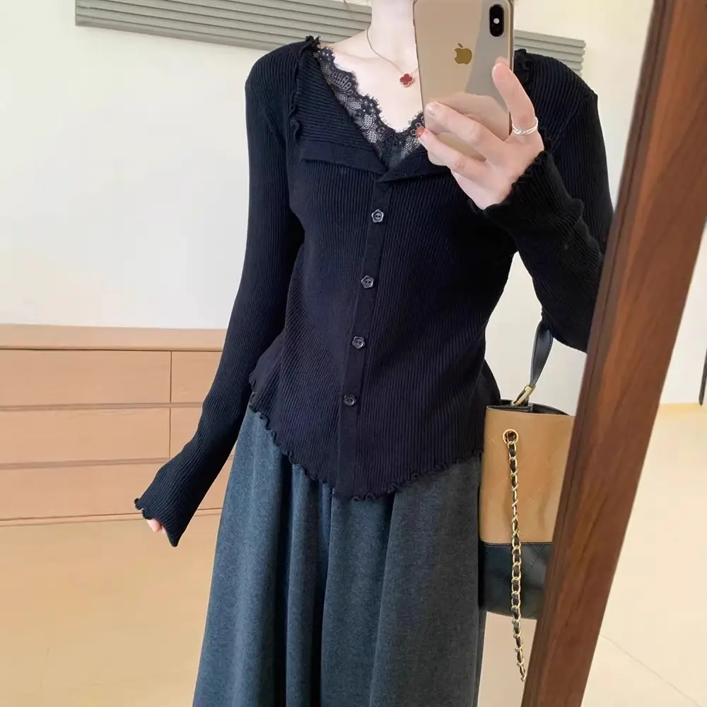 Sweater with Lace Patchwork, Faux Two-Piece Base Shirt, 2025 Autumn and Winter New Korean Style Cardigan, Casual and Stylish Top for Women