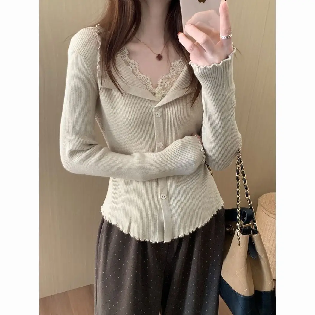 Sweater with Lace Patchwork, Faux Two-Piece Base Shirt, 2025 Autumn and Winter New Korean Style Cardigan, Casual and Stylish Top for Women