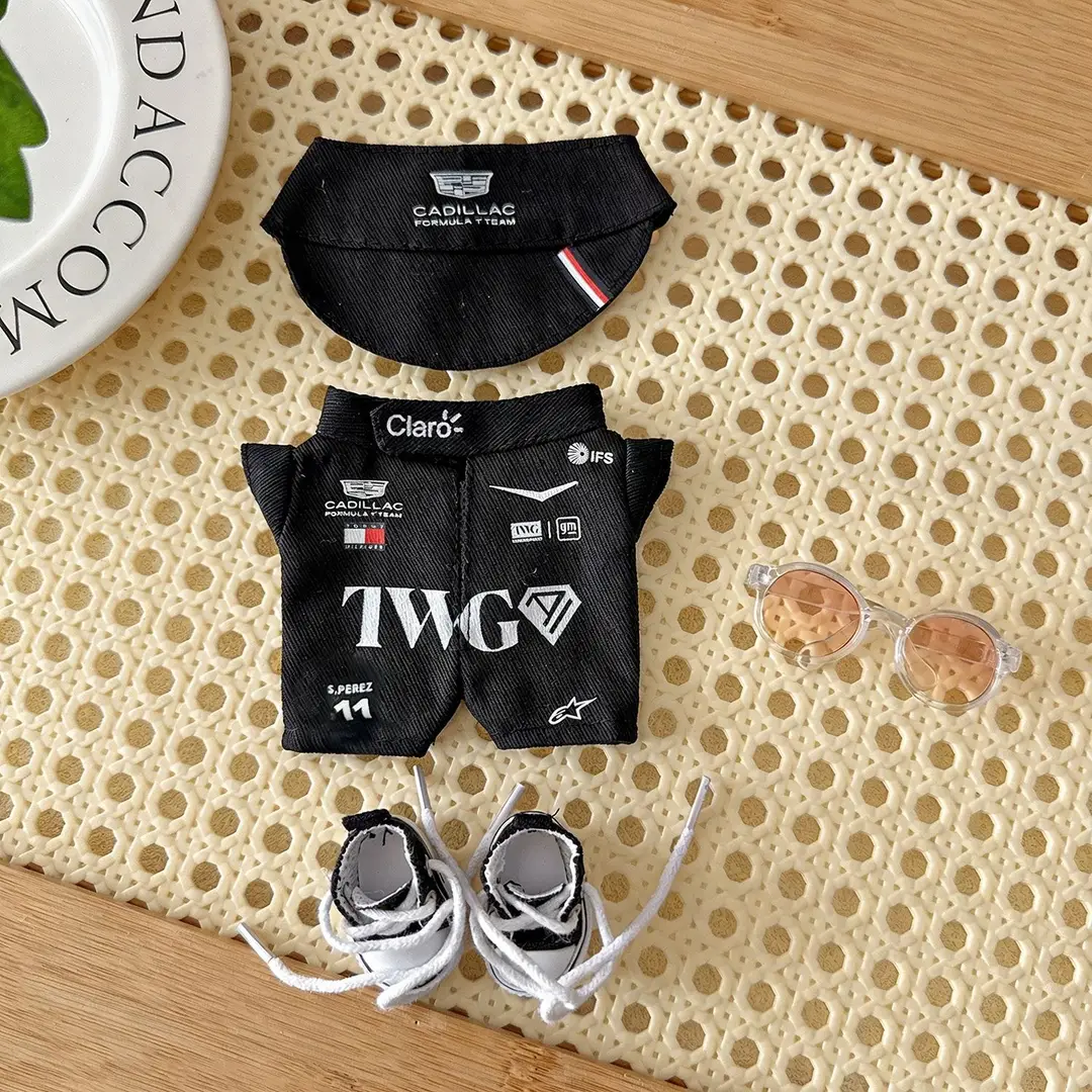 First, Second, and Third Generation Labubu Doll Clothes Racing Suit F1 Mclaren New Season 17cm Labubu Clothes and Hats Wholesale