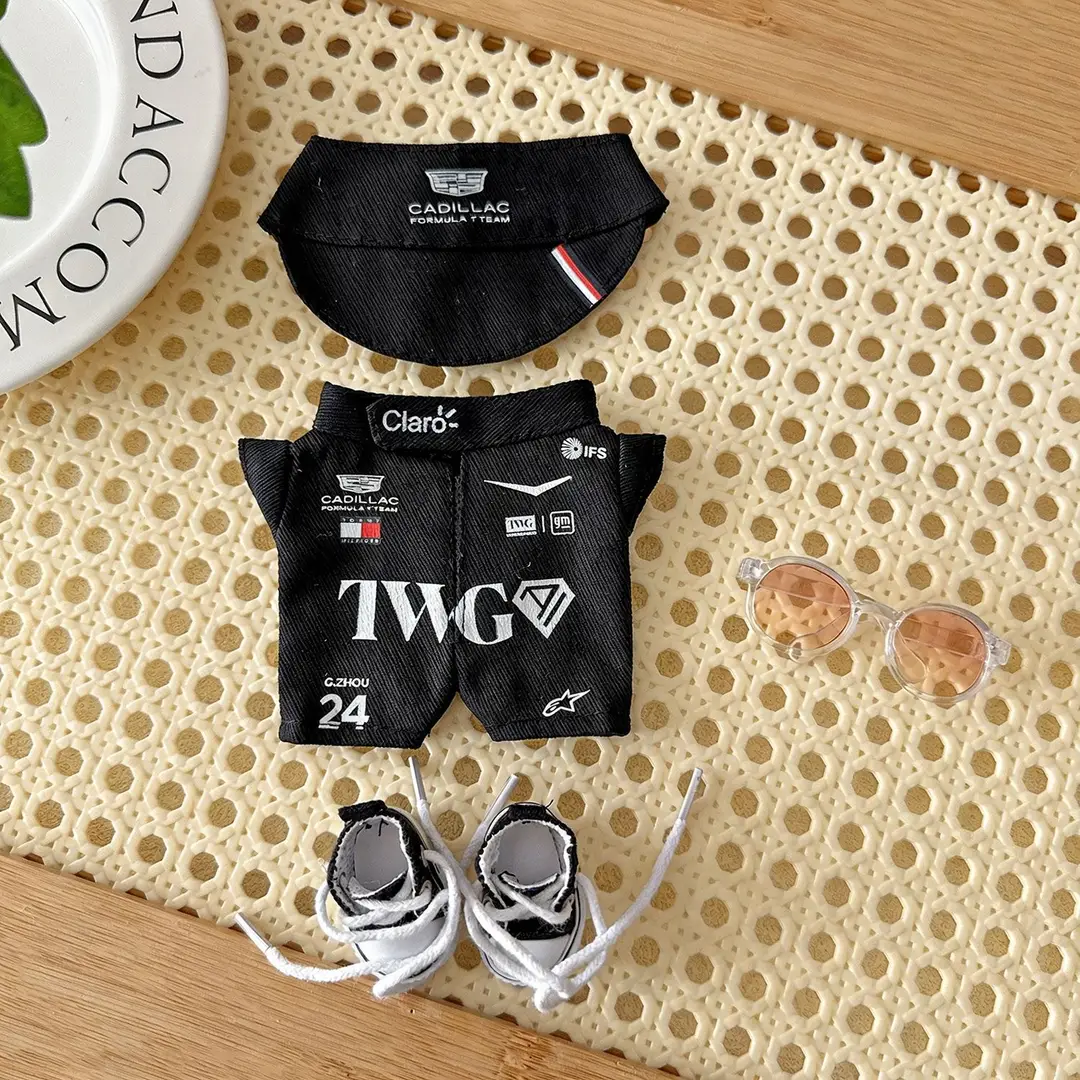 First, Second, and Third Generation Labubu Doll Clothes Racing Suit F1 Mclaren New Season 17cm Labubu Clothes and Hats Wholesale