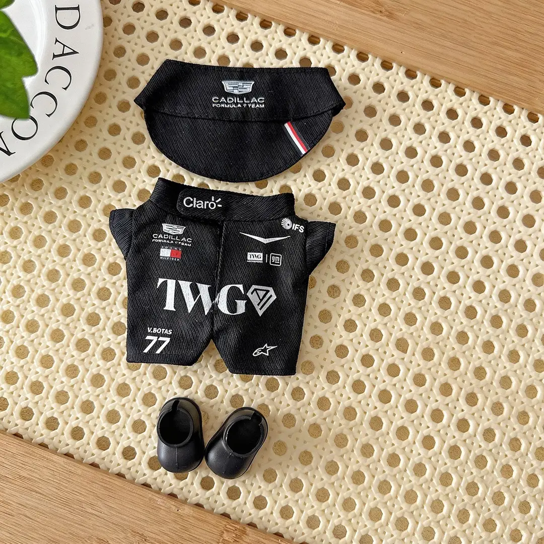 First, Second, and Third Generation Labubu Doll Clothes Racing Suit F1 Mclaren New Season 17cm Labubu Clothes and Hats Wholesale