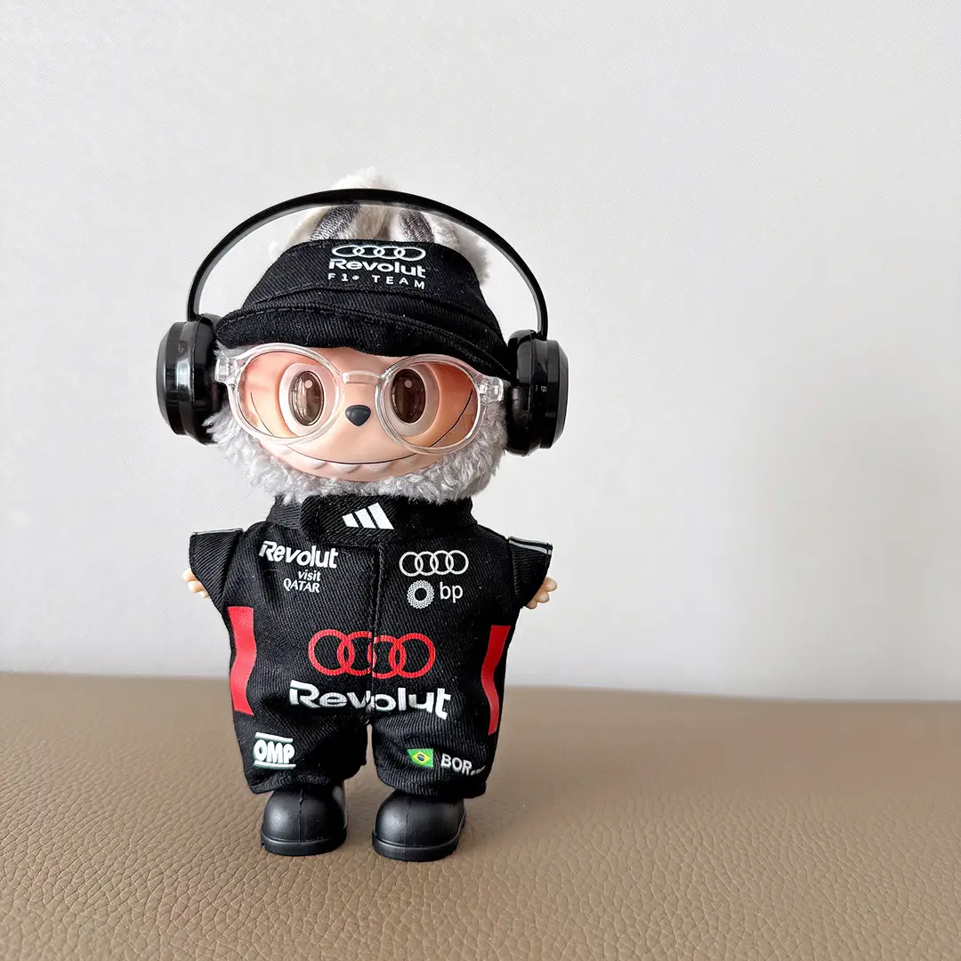First, Second, and Third Generation Labubu Doll Clothes Racing Suit F1 Mclaren New Season 17cm Labubu Clothes and Hats Wholesale