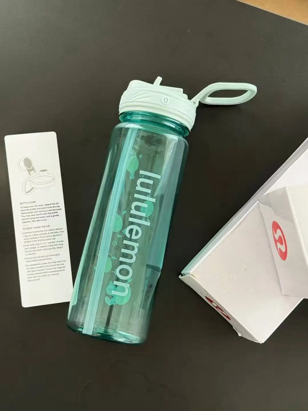 Lululemon Back to Life Plastic Straw Cup Transparent Sports Water Bottle Fitness Plastic Outdoor Water Cup — feature 15