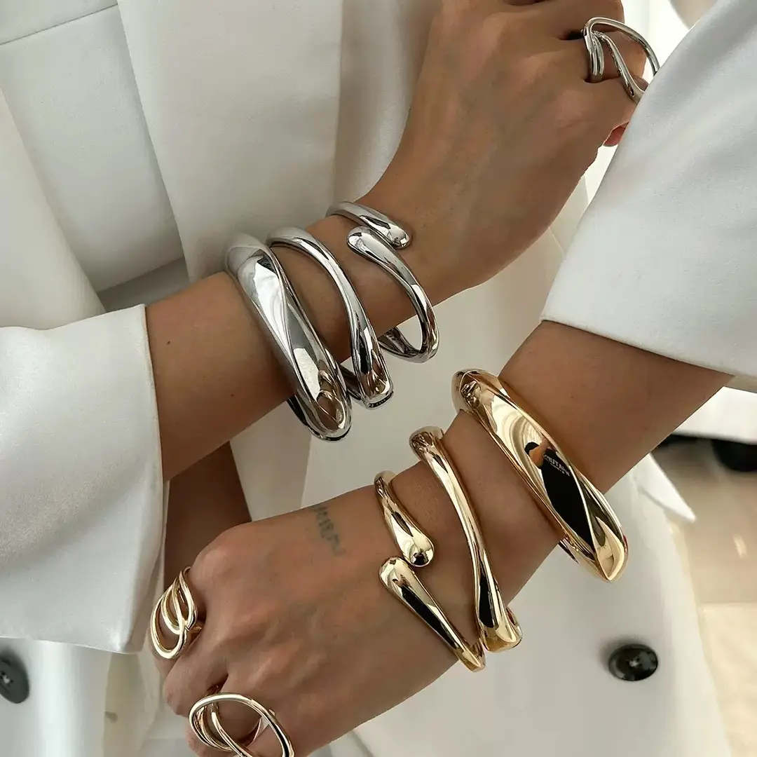 Open-Ended Gold Bracelet for Women, High-End Metallic Silver Arm Ring Jewelry, Vintage Arm Decoration Accessory for Women