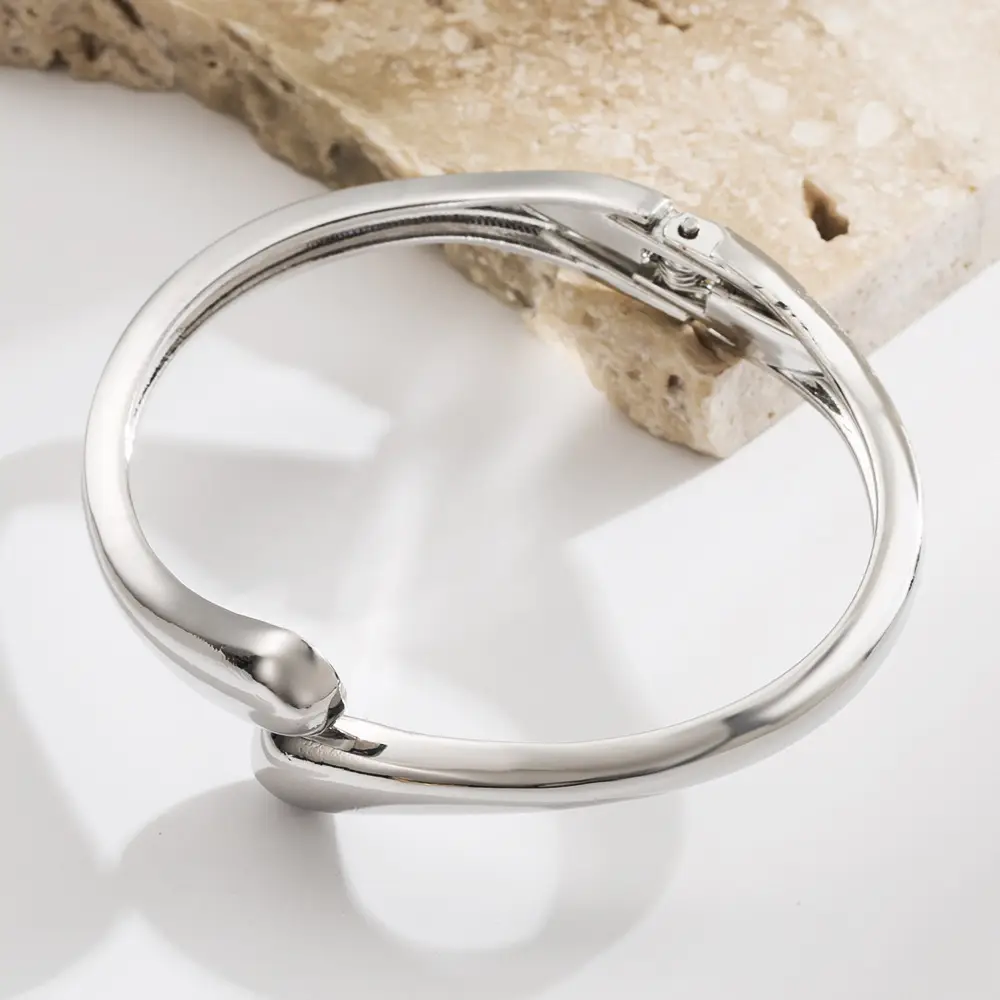 Open-Ended Gold Bracelet for Women, High-End Metallic Silver Arm Ring Jewelry, Vintage Arm Decoration Accessory for Women