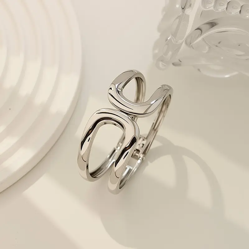 Open-Ended Gold Bracelet for Women, High-End Metallic Silver Arm Ring Jewelry, Vintage Arm Decoration Accessory for Women