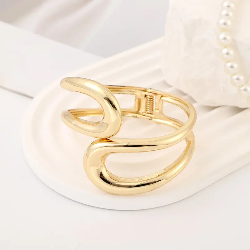Open-Ended Gold Bracelet for Women, High-End Metallic Silver Arm Ring Jewelry, Vintage Arm Decoration Accessory for Women