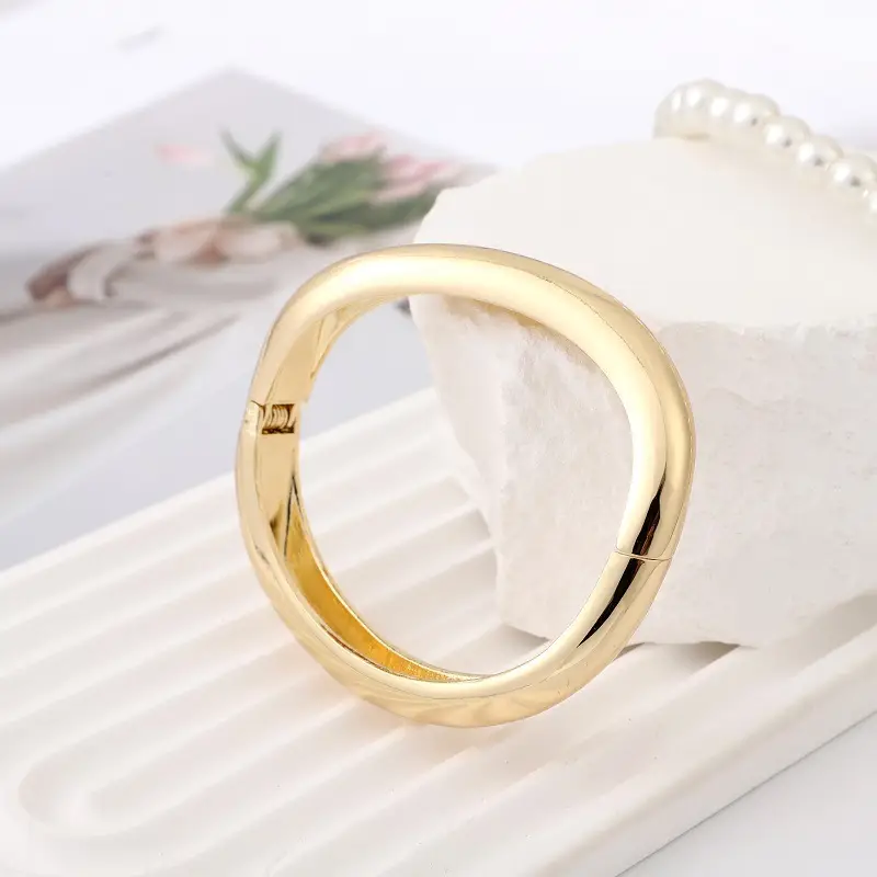 Open-Ended Gold Bracelet for Women, High-End Metallic Silver Arm Ring Jewelry, Vintage Arm Decoration Accessory for Women