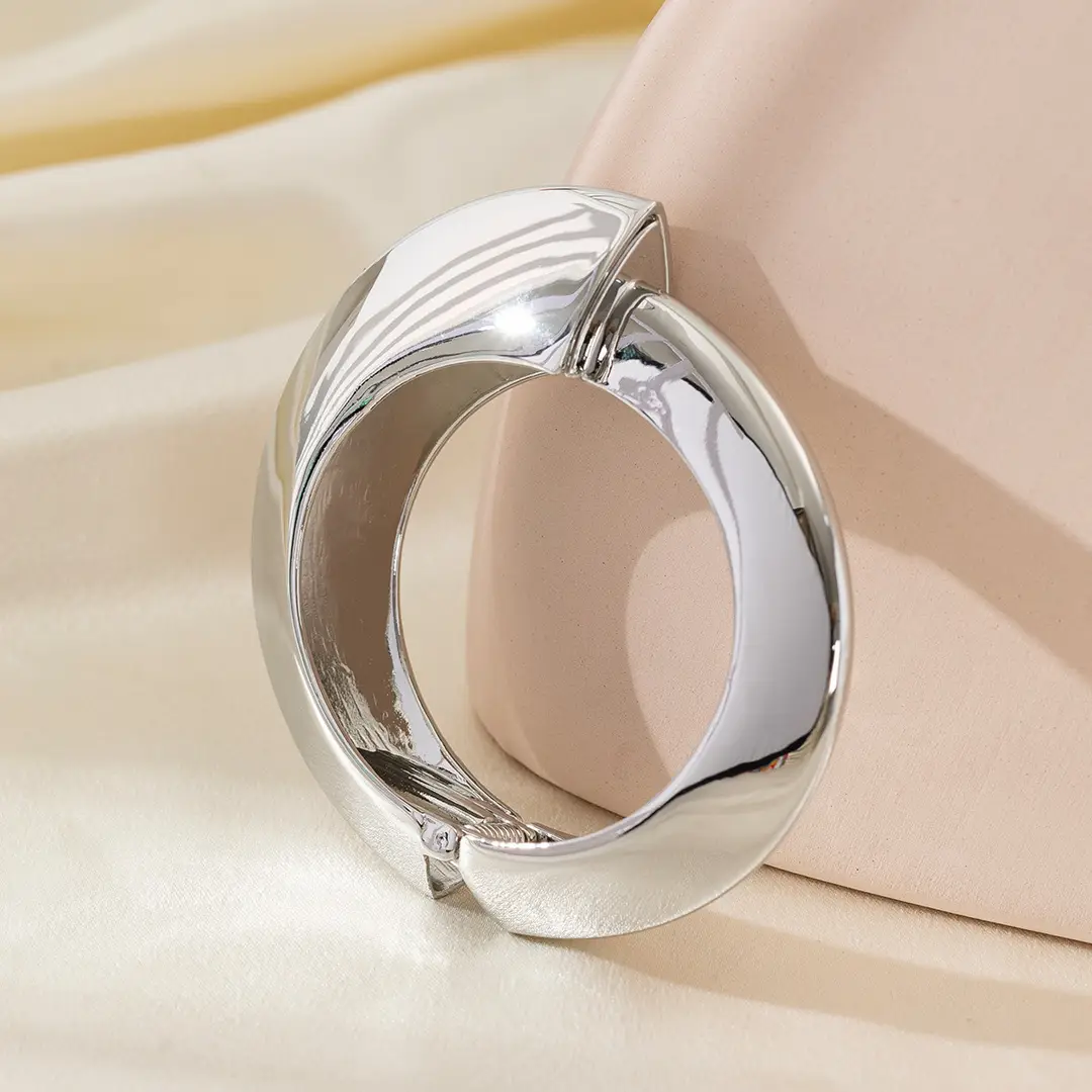 Open-Ended Gold Bracelet for Women, High-End Metallic Silver Arm Ring Jewelry, Vintage Arm Decoration Accessory for Women