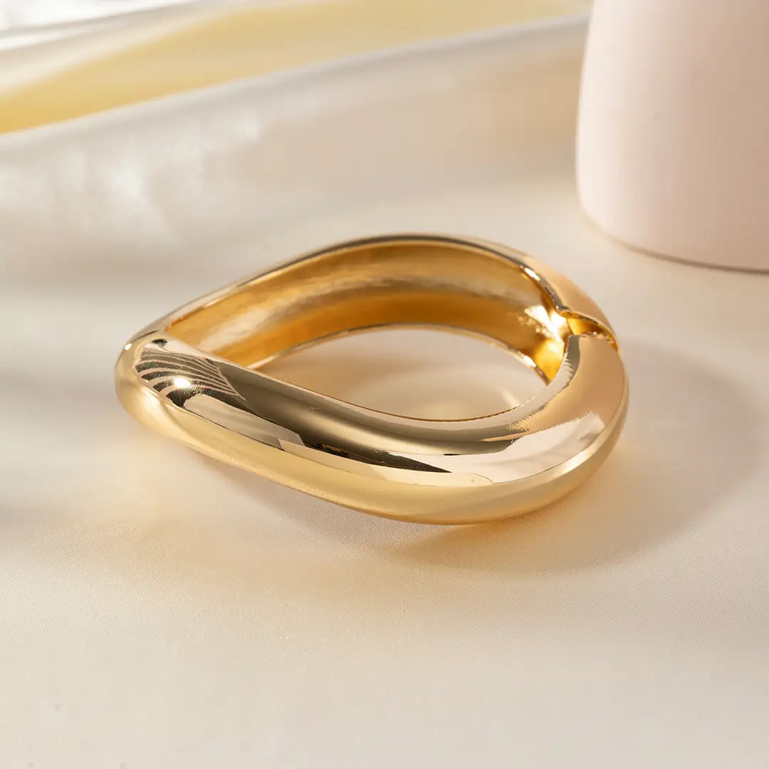 Open-Ended Gold Bracelet for Women, High-End Metallic Silver Arm Ring Jewelry, Vintage Arm Decoration Accessory for Women
