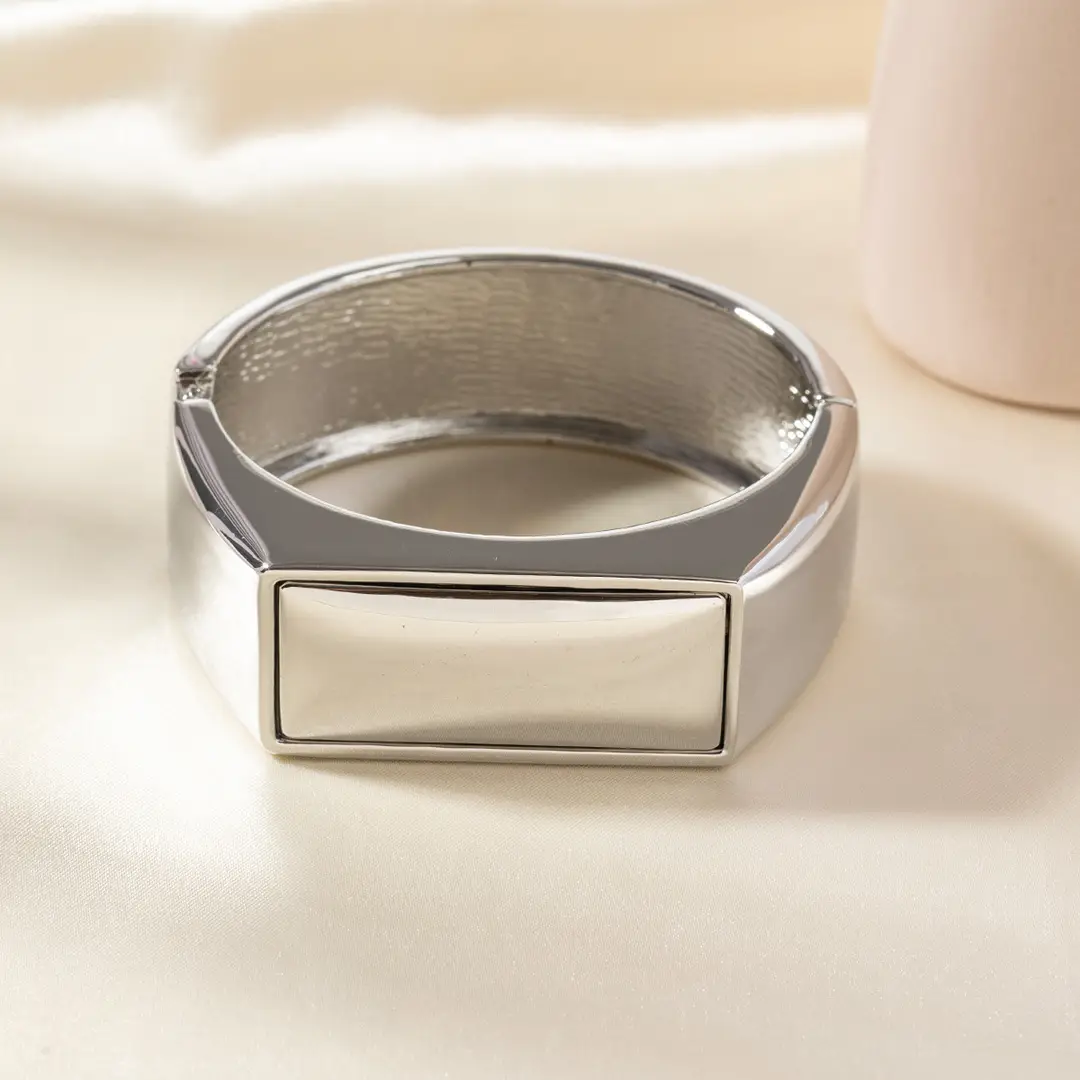 Open-Ended Gold Bracelet for Women, High-End Metallic Silver Arm Ring Jewelry, Vintage Arm Decoration Accessory for Women