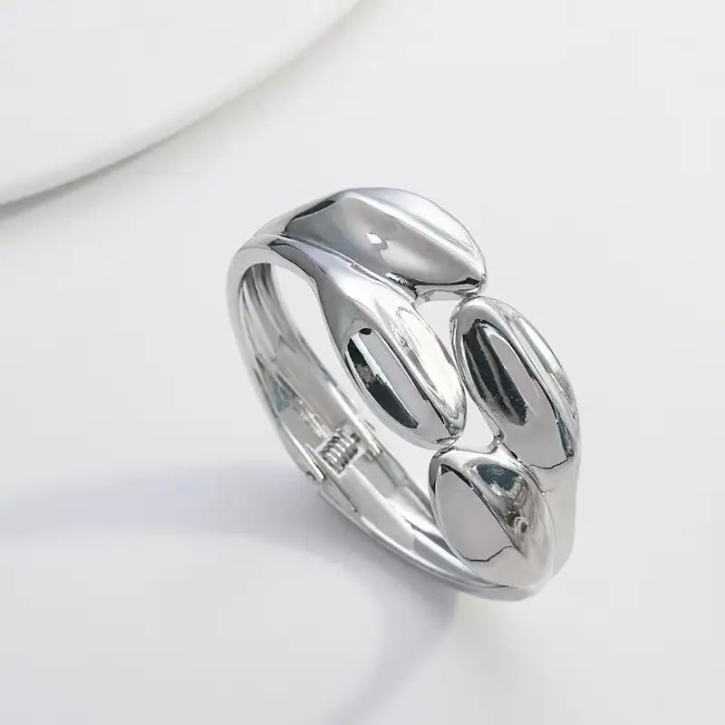 Open-Ended Gold Bracelet for Women, High-End Metallic Silver Arm Ring Jewelry, Vintage Arm Decoration Accessory for Women